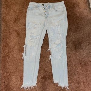 American Eagle Boyfriend Jeans. Size 00 (Women)
